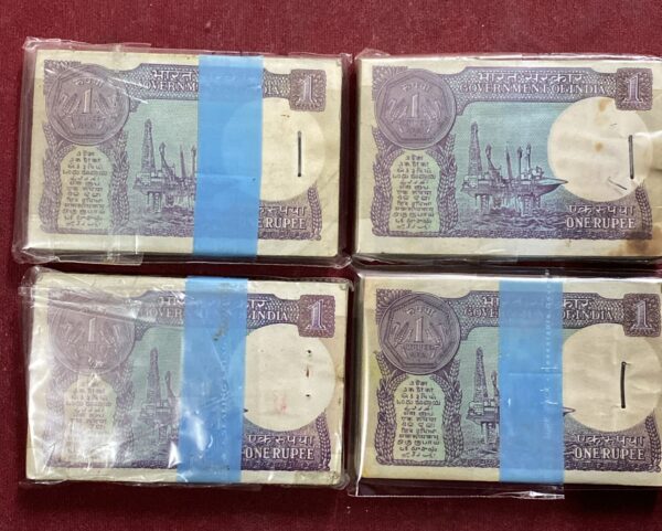 WhatsApp Image 2026-02-13 at 6.20.11 PM ₹1 Rupee Small Coin Notes | 1989 Issue | Gopi K. Arora Signature | Prefix A/B/C Only | 100 Serial Notes Packet | Random Packet Dispatch | Collectible